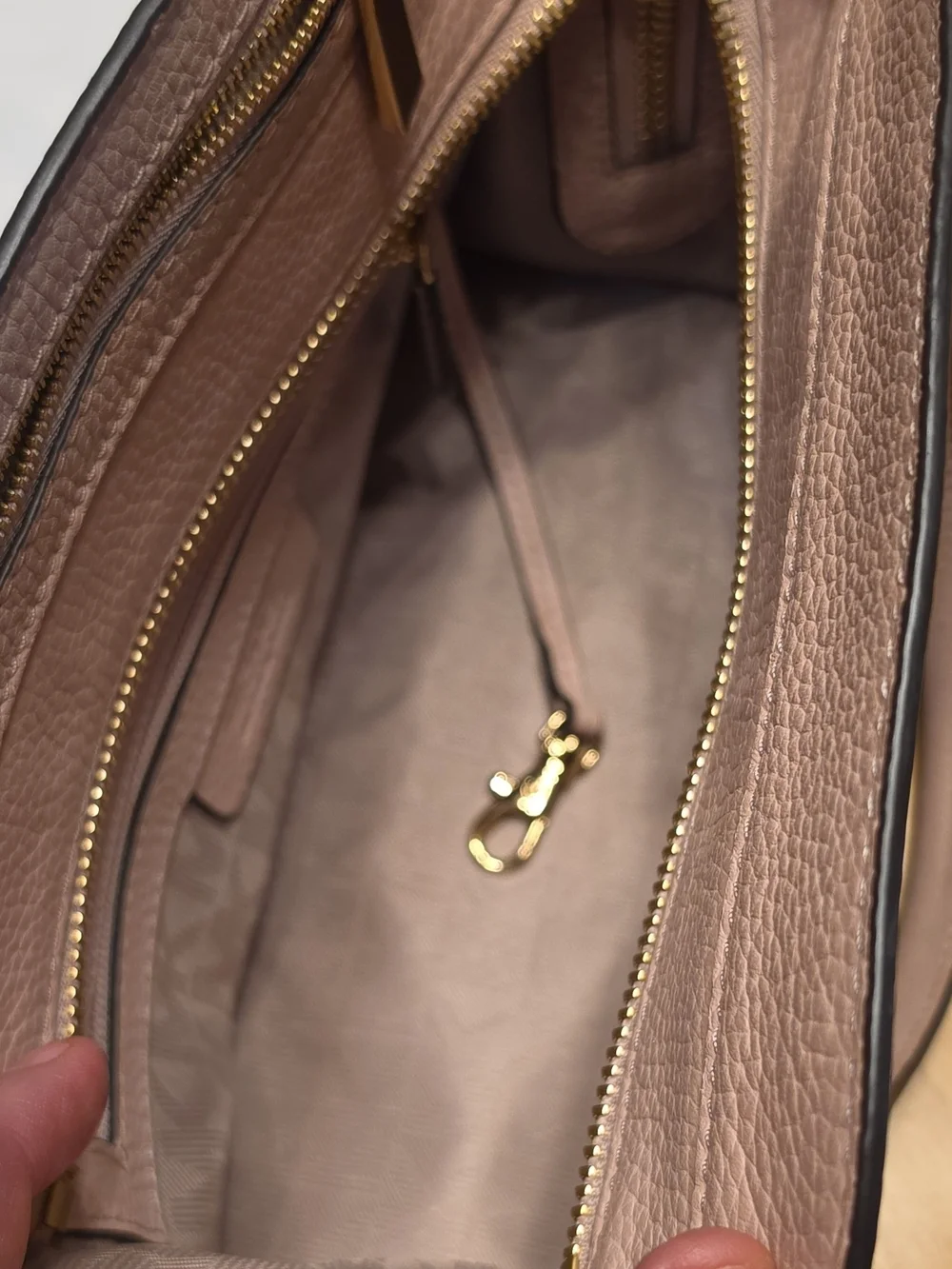 Michael Kors Pebbled Satchel in Blush Pink with Gold Hardware And Dust Bag
